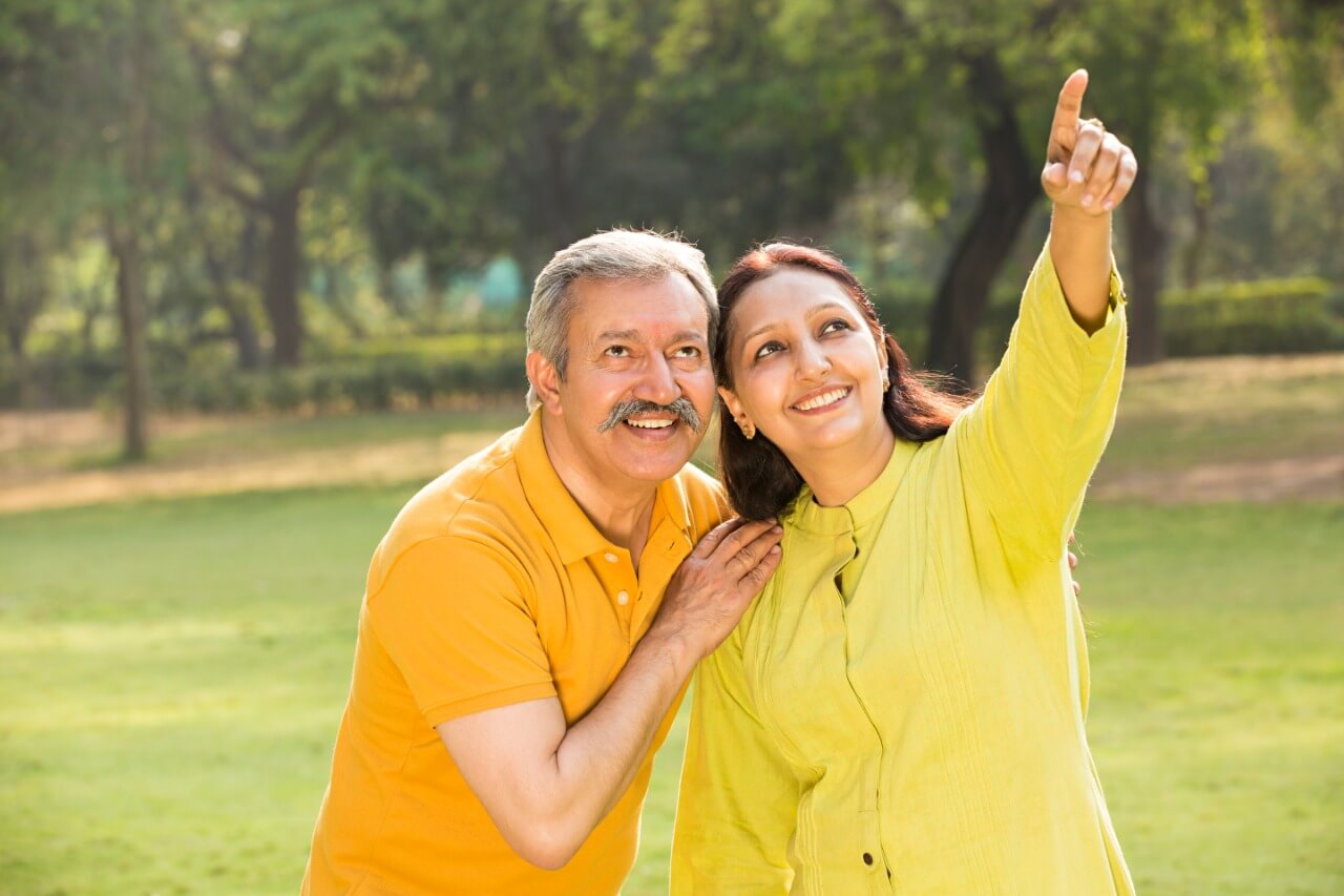 Incredible-Benefits-of-Walking-for-Elderly.