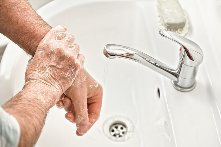 personal-hygiene-care-elderly