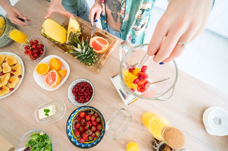Pineapple-strawberry-juice-recipe