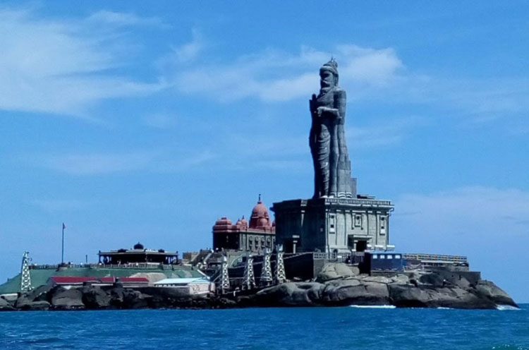 Thiruvalluvar Statue - Kanyakumari