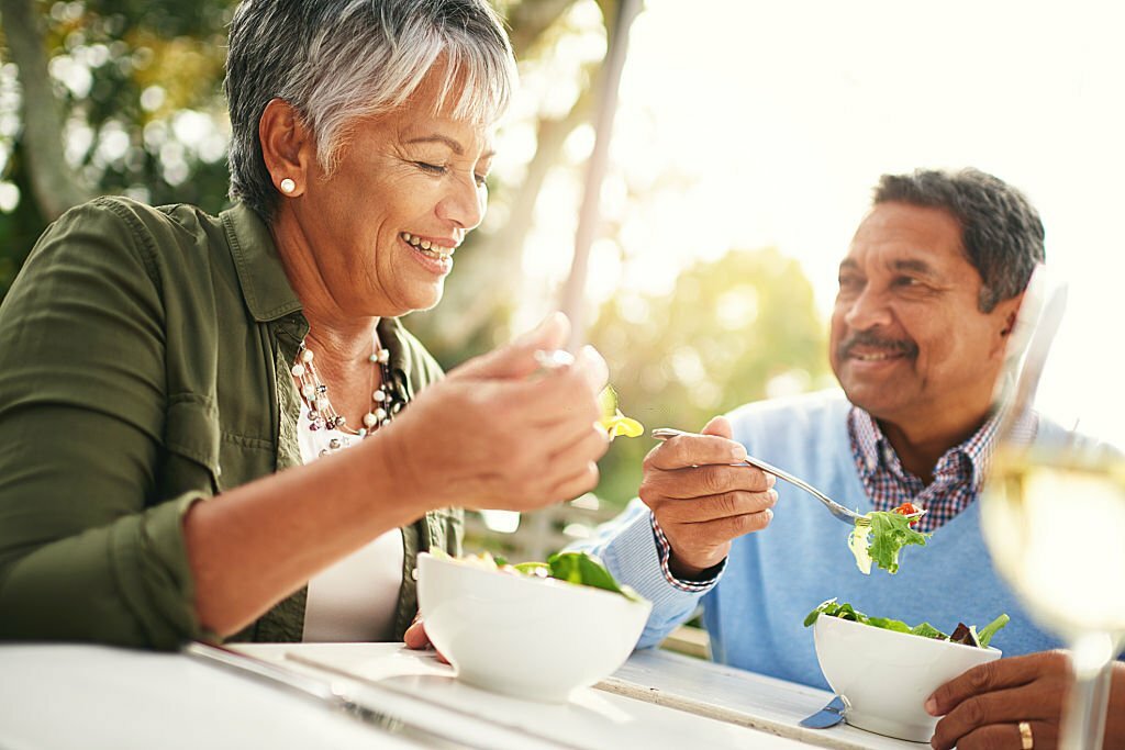 Seniors with Healthy Meals